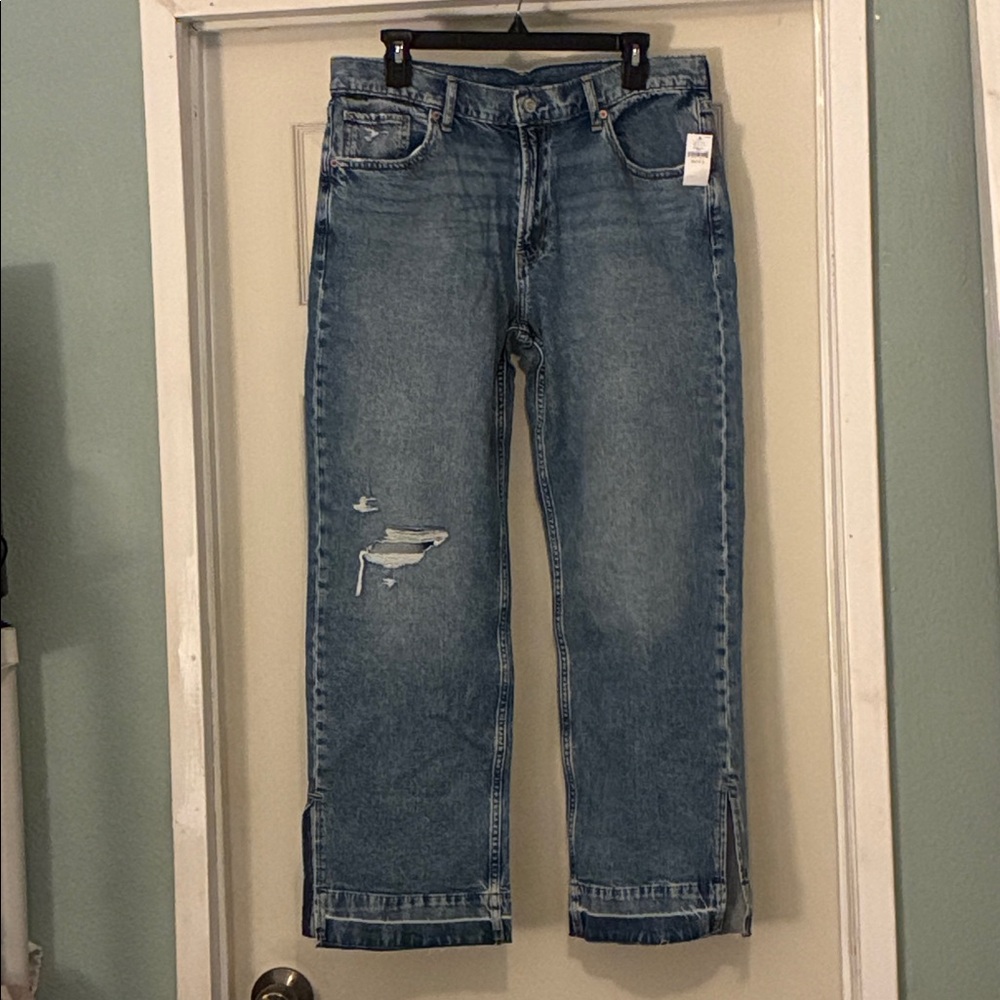 NWT Gap 90s Size 30 / 10 Short Loose Mid Rise Blue Jeans New Split Raw Hem